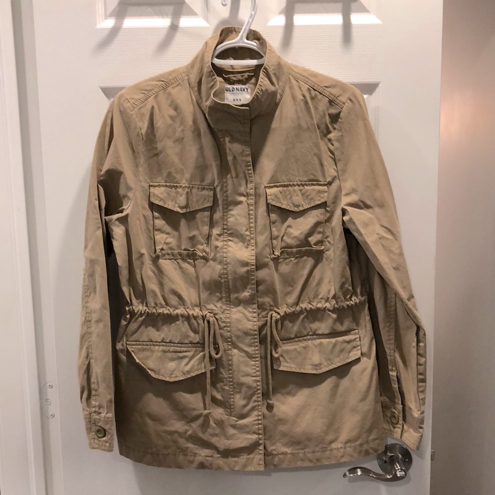 Old Navy ladies medium tan cargo jacket